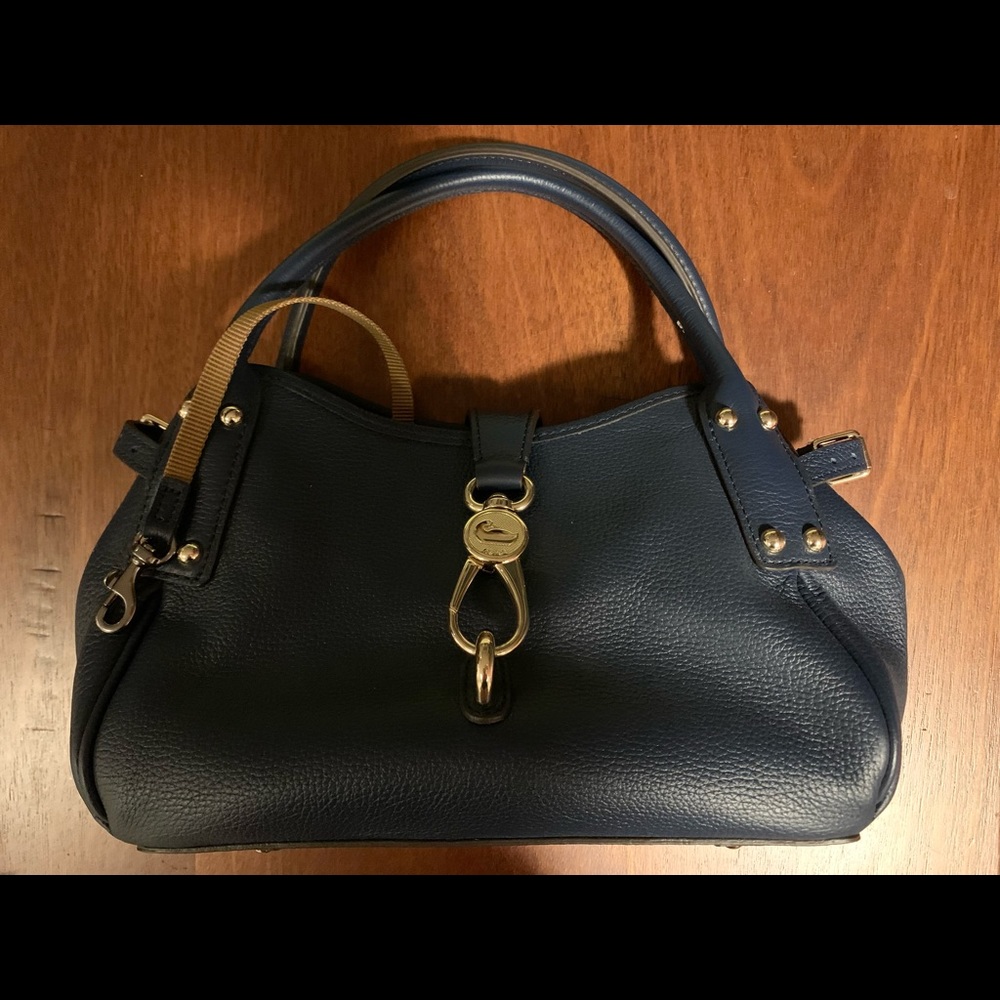 Dooney & Bourke Tote